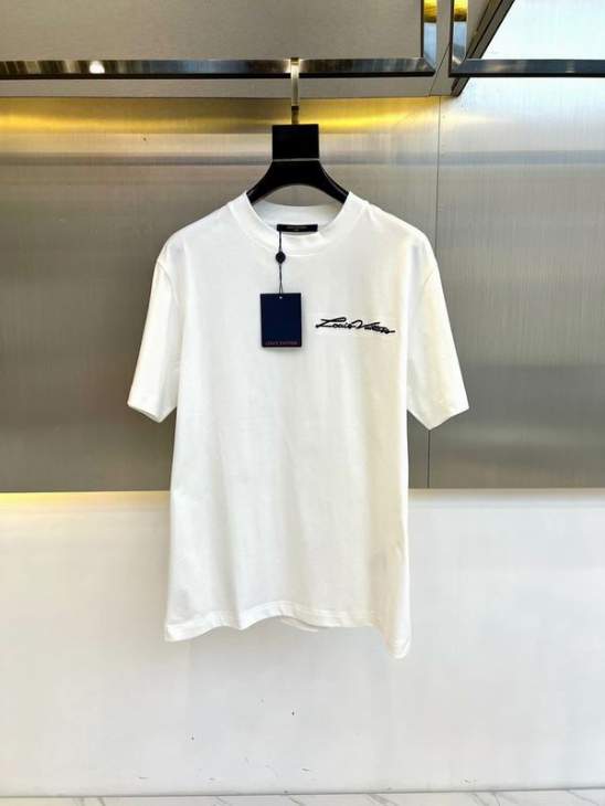 Picture of Louis Vuitton T Shirts Short _SKULVS-2XLtltx917740